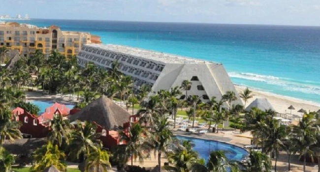 Oasis Cancun Hotel